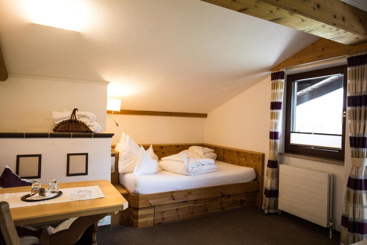 Landhaus Schnoeller Tannheim Exterior foto